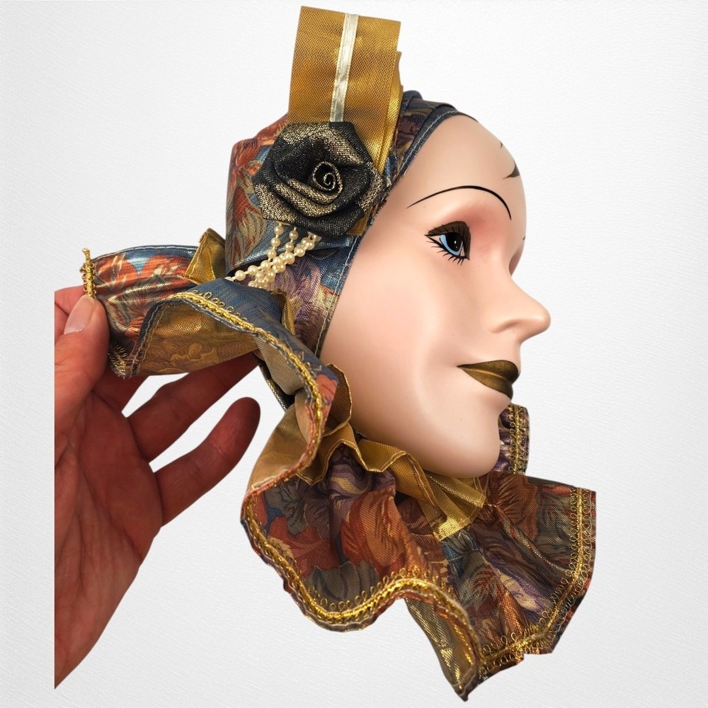 Vintage Porcelain Venetian Carnival Wall Hanging Mask Gold Blue Floral Brocade - Picture 3 of 8